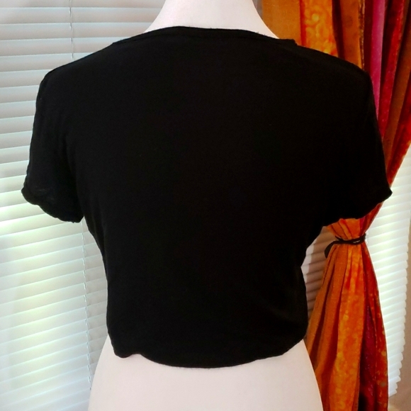 BOOHOO Black Crop T Shirt - Picture 2 of 4